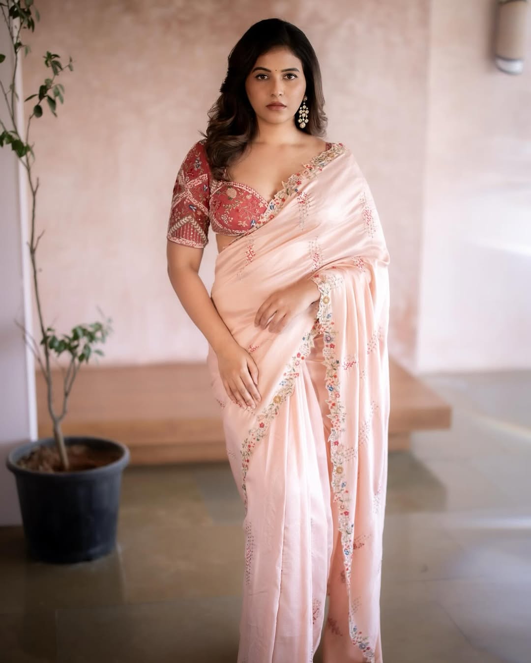 Anjali latest saree photos