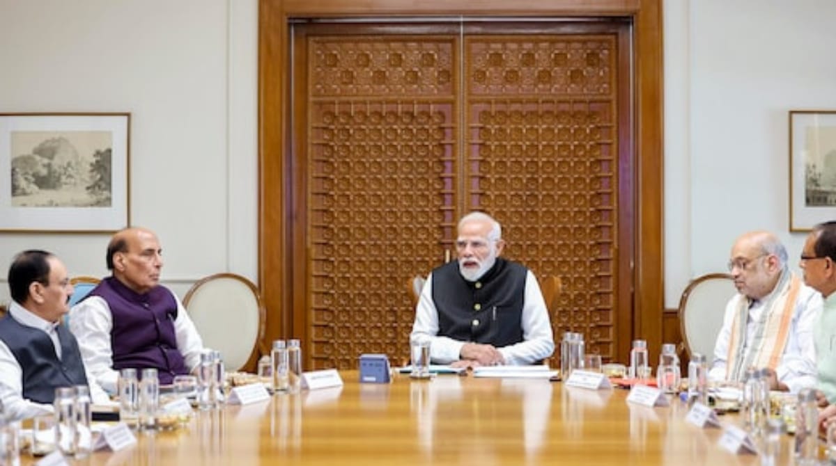 Middle East Conflict: పశ్చిమాసియా యుద్ధం.. పెట్రోల్, ఎరువుల సరఫరాపై ప్రధాని మోదీ కీలక సమీక్ష!